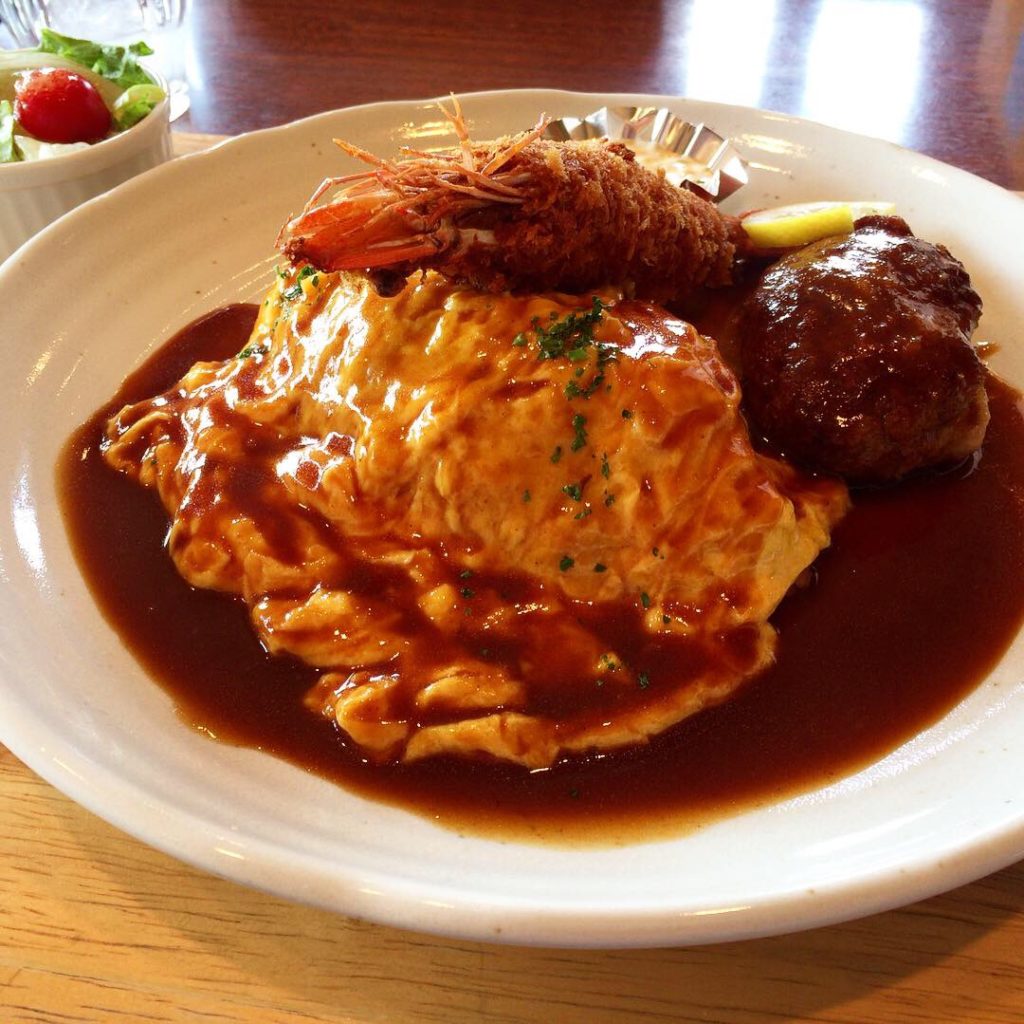 梟特オムライス