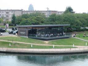 スターバックスコーヒ富山環水公園店